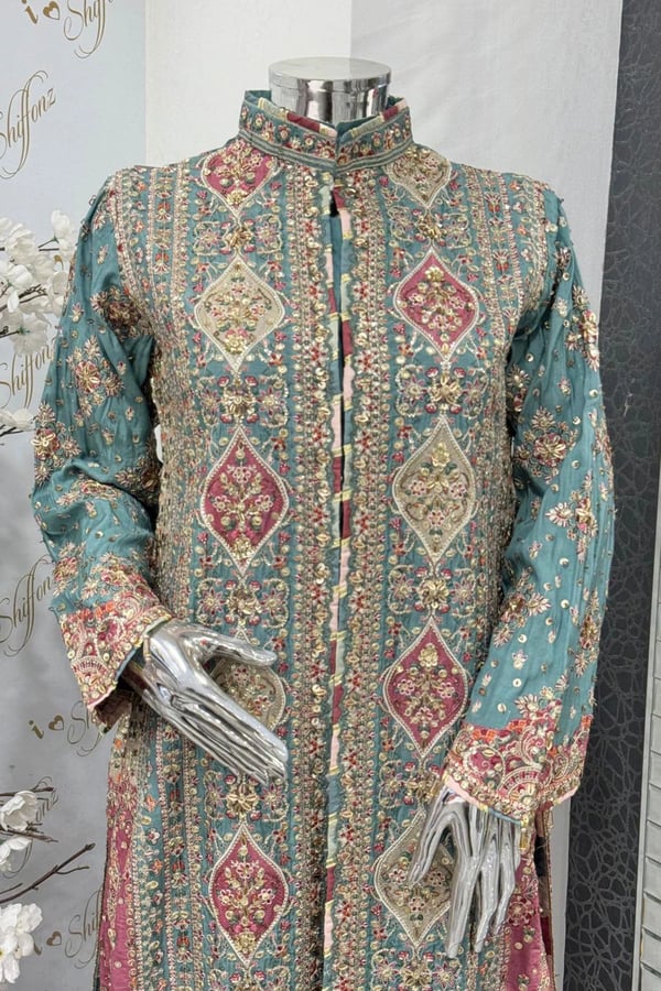 Liara premium collection 3 piece embroidered suit - Image 4