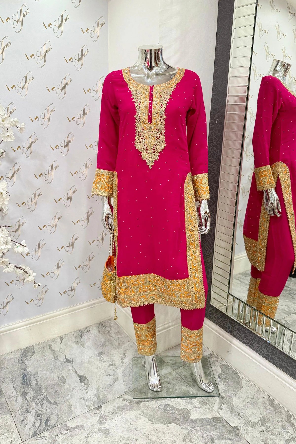 Zavia premium collection 3 piece suit - Image 2