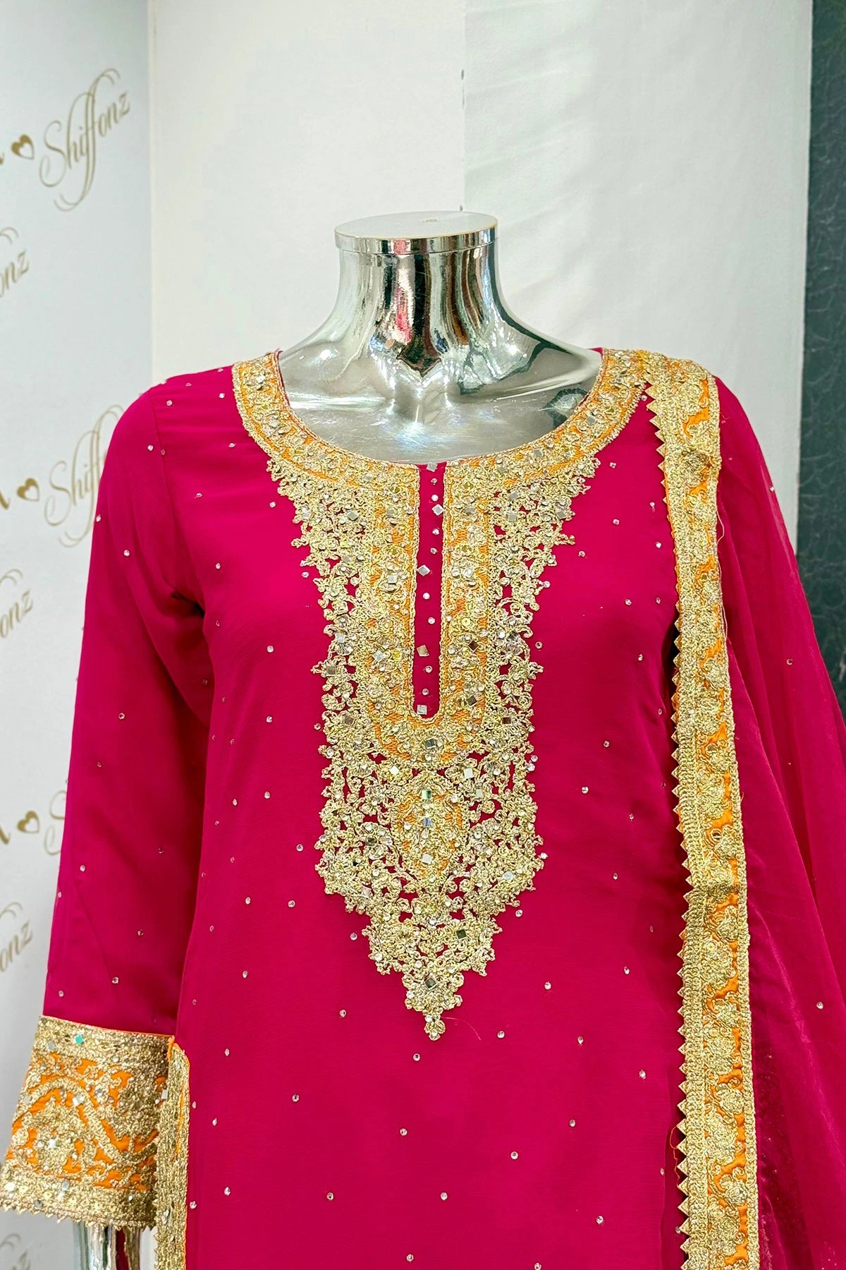 Zavia premium collection 3 piece suit - Image 5