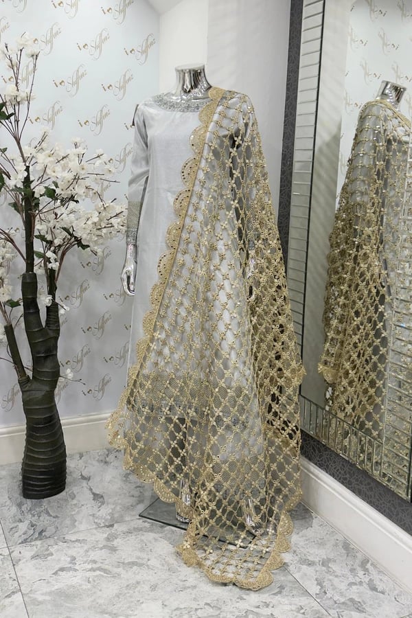 Sheesh patti cut work embroidered dupatta