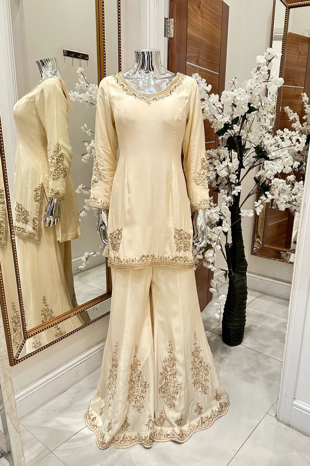 Rani collection 3 piece embroidered suit - Image 3