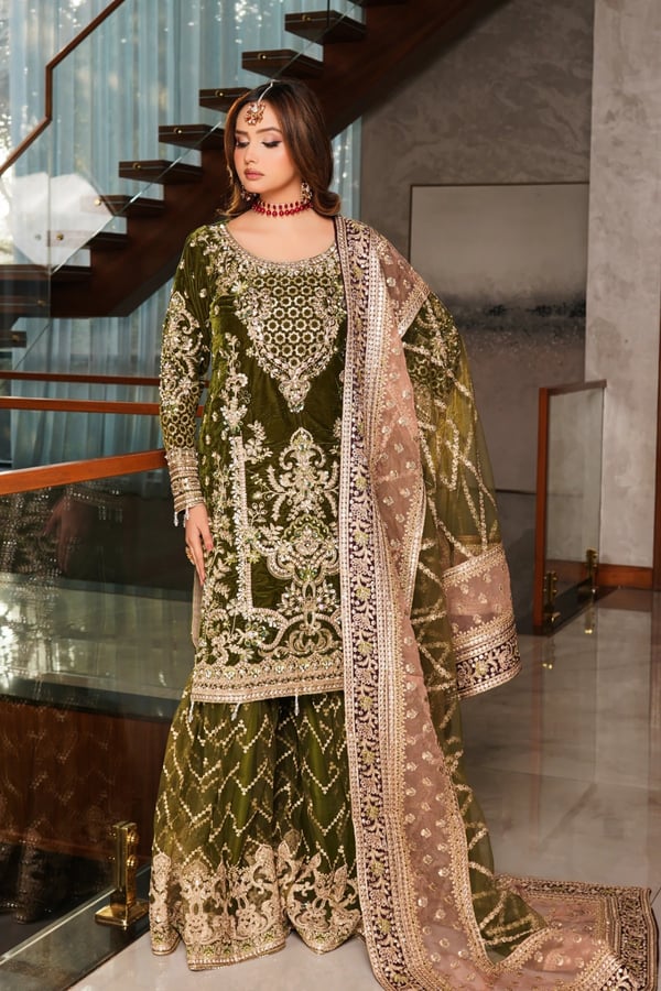 Imrozia velvet collection 3 piece gharara suit