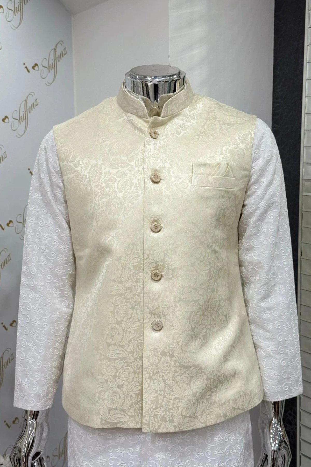 Men's lux brocade waistcoat - Image 2