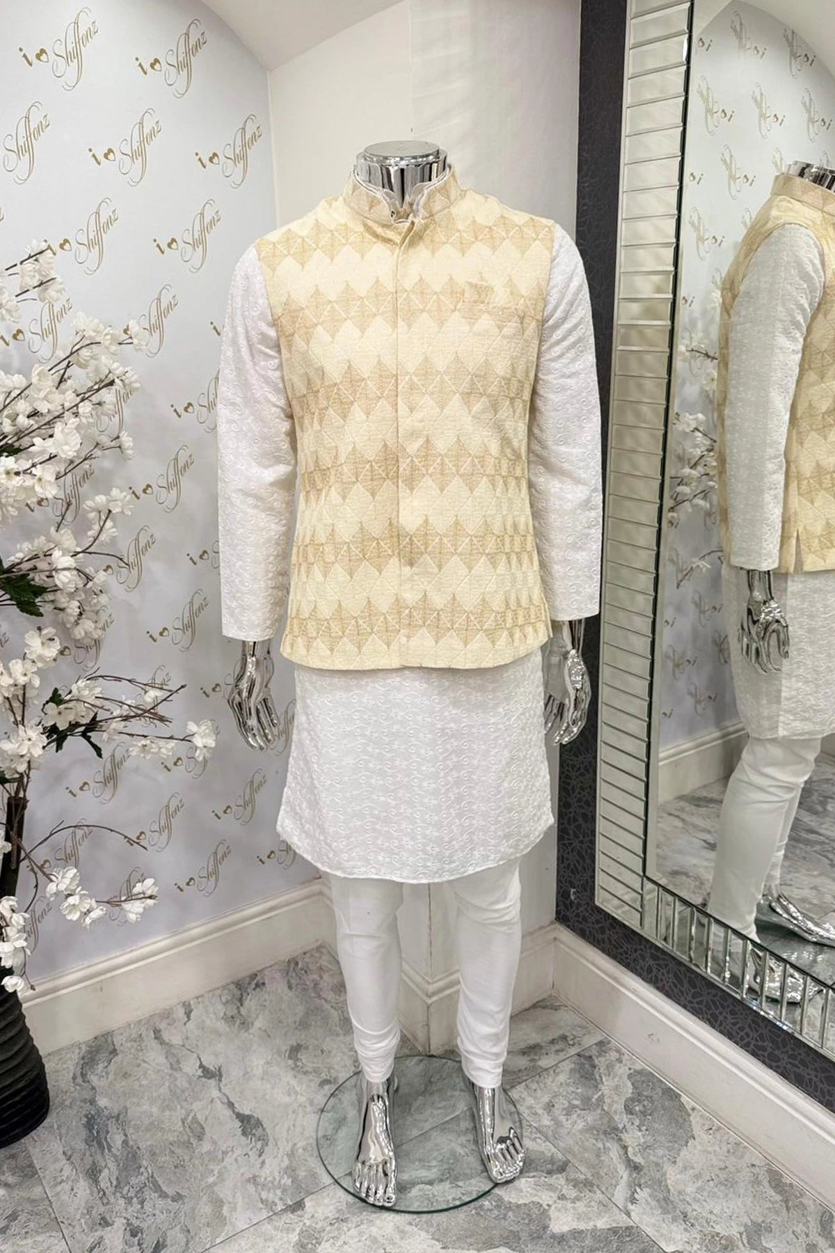 Men's thread work embroidered waistcoat