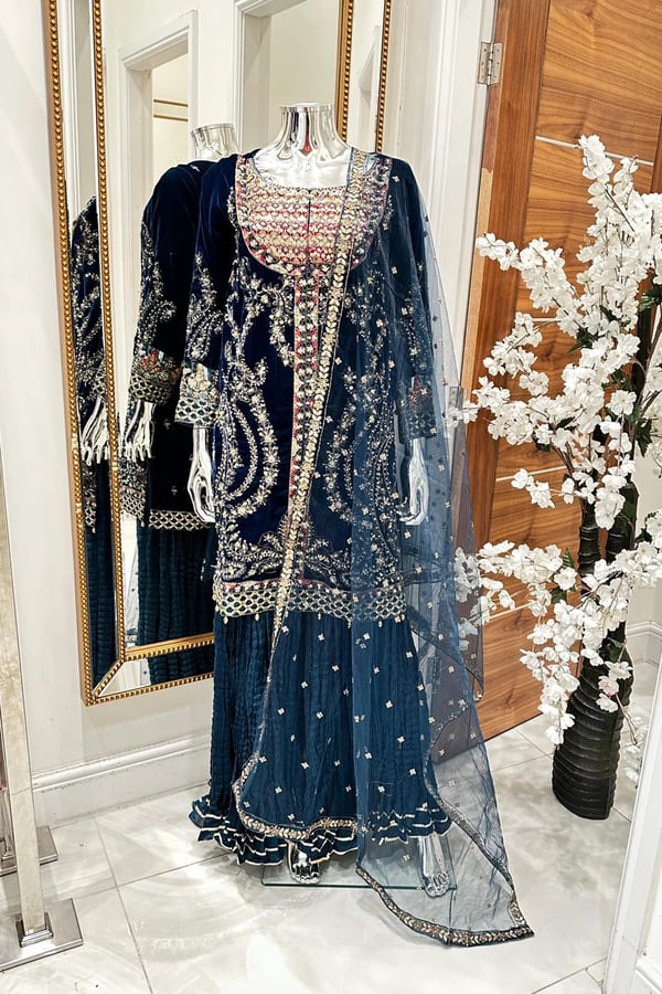 Rosa velvet collection 3 piece suit with crushed plazo - Navy, Large