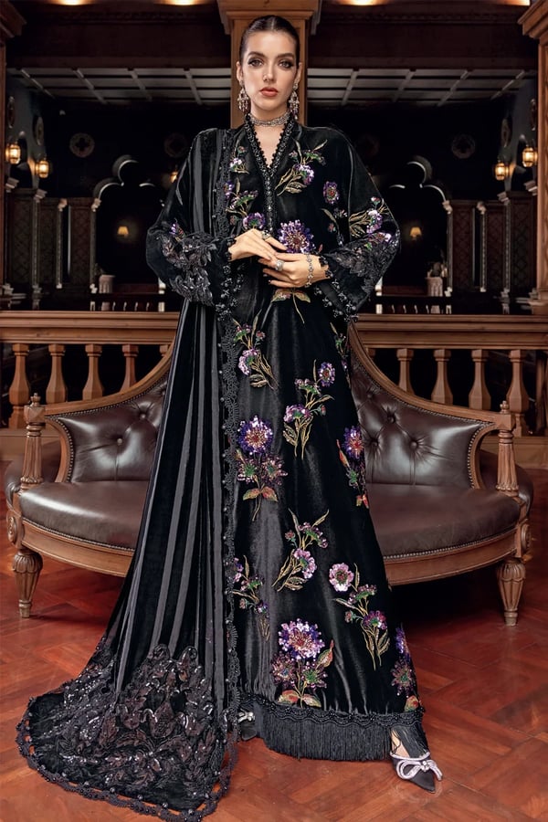 Viora premium collection 3 Piece velvet suit - Black, X - Large