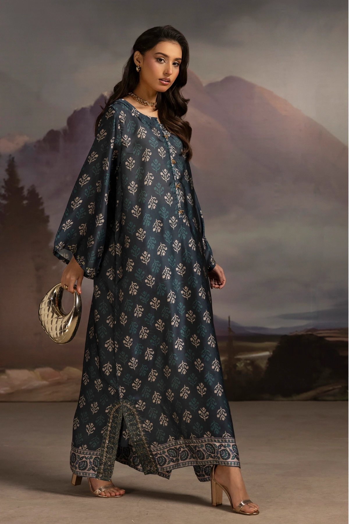 Silk premium collection 2 piece co-ord set - Image 2