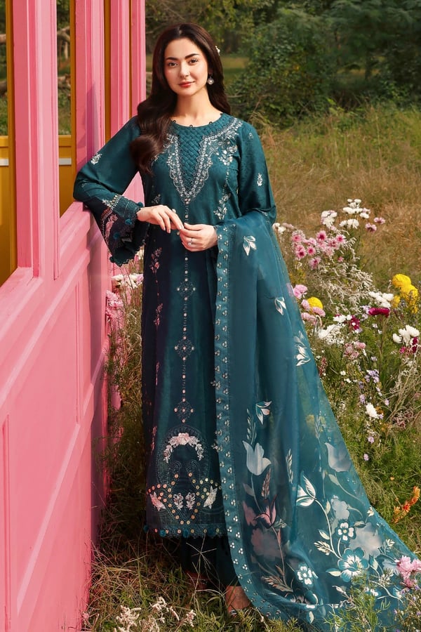 Hania Amir 3 piece embroidered Eid 2026 edit -