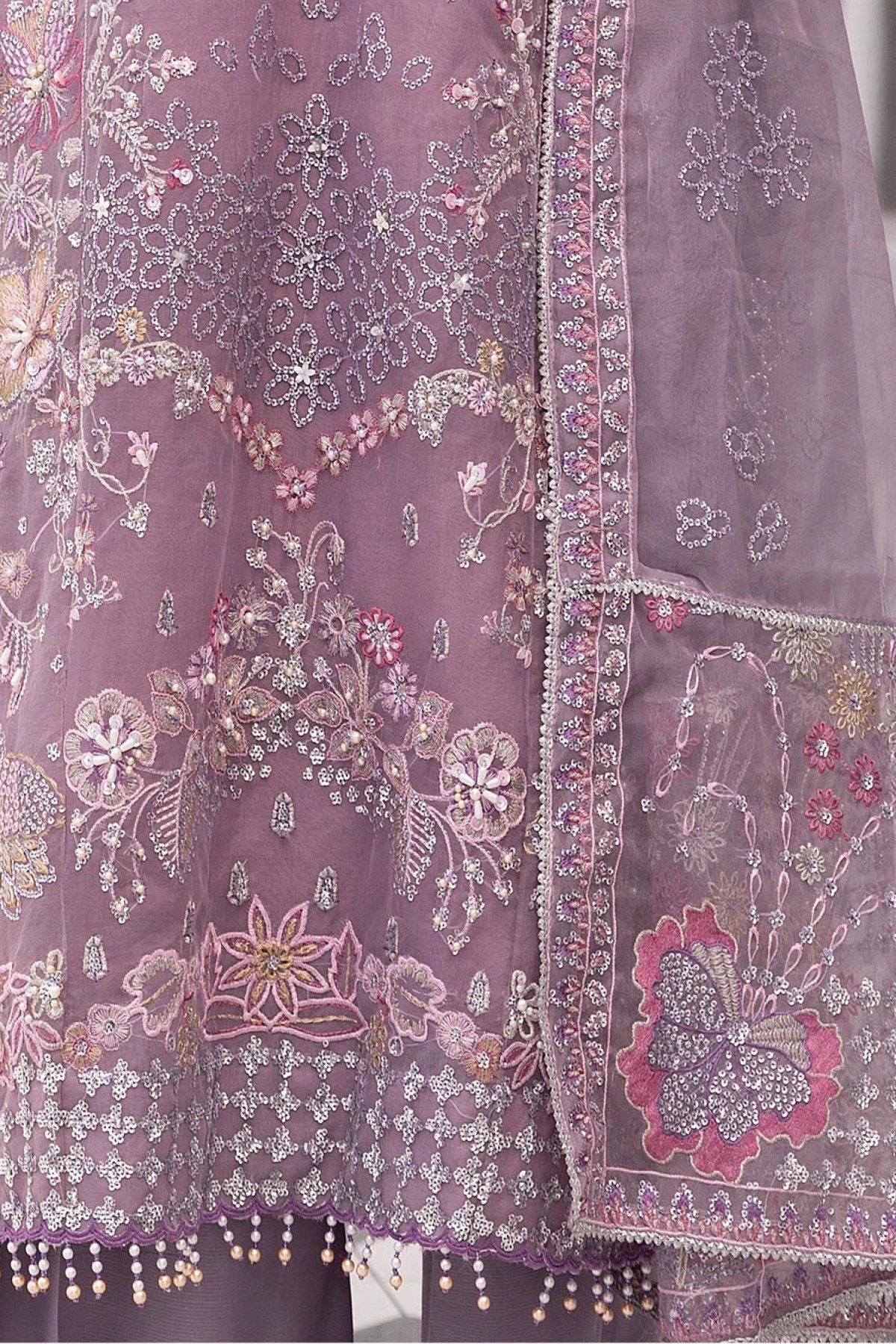 Zikr-e-Yaar premium collection 3 piece luxe suit - Image 3