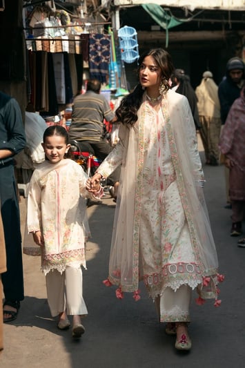 Bazaar kahani collection kids mother and daughter Edit edit - Cream, 34
