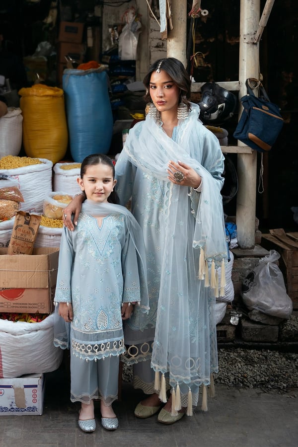 Bazaar kahani collection Edit edit kids embroidered suit