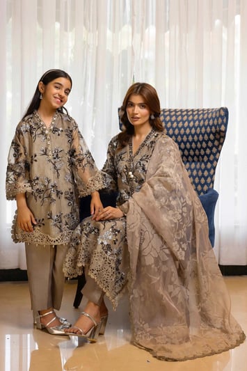 Shiffonz luxe collection kids 3 piece embroidered suit - Brown, 40