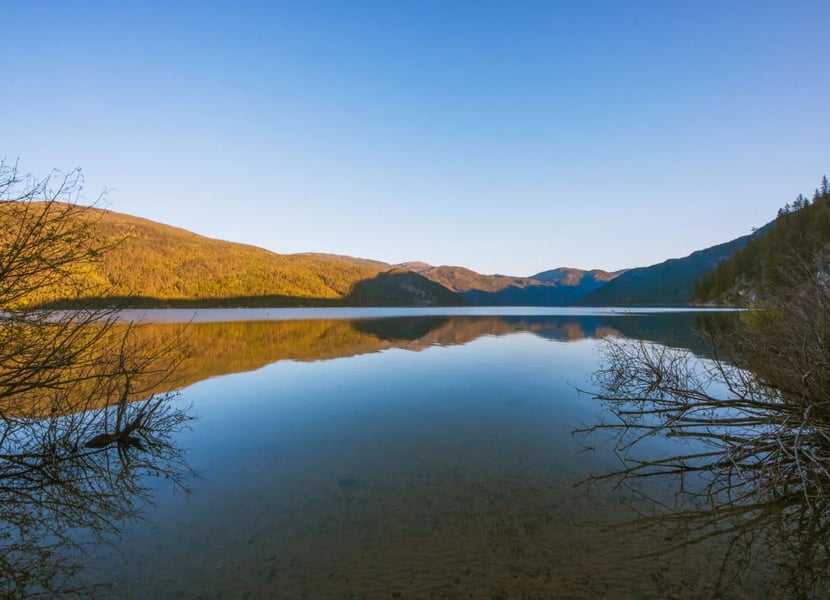 Sunrise over Christina Lake on a sunny day