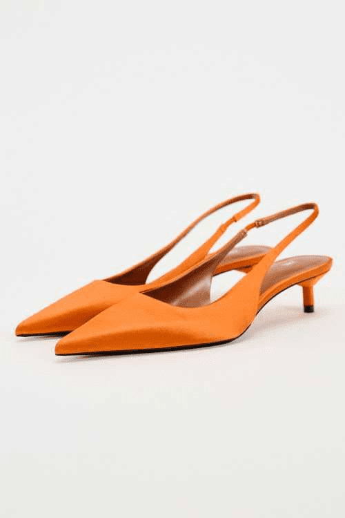 https://imagedelivery.net/TWZnXV_QkhddP9oaoPXmxw/closet/hqf1duvynhurz6mtnxww/public