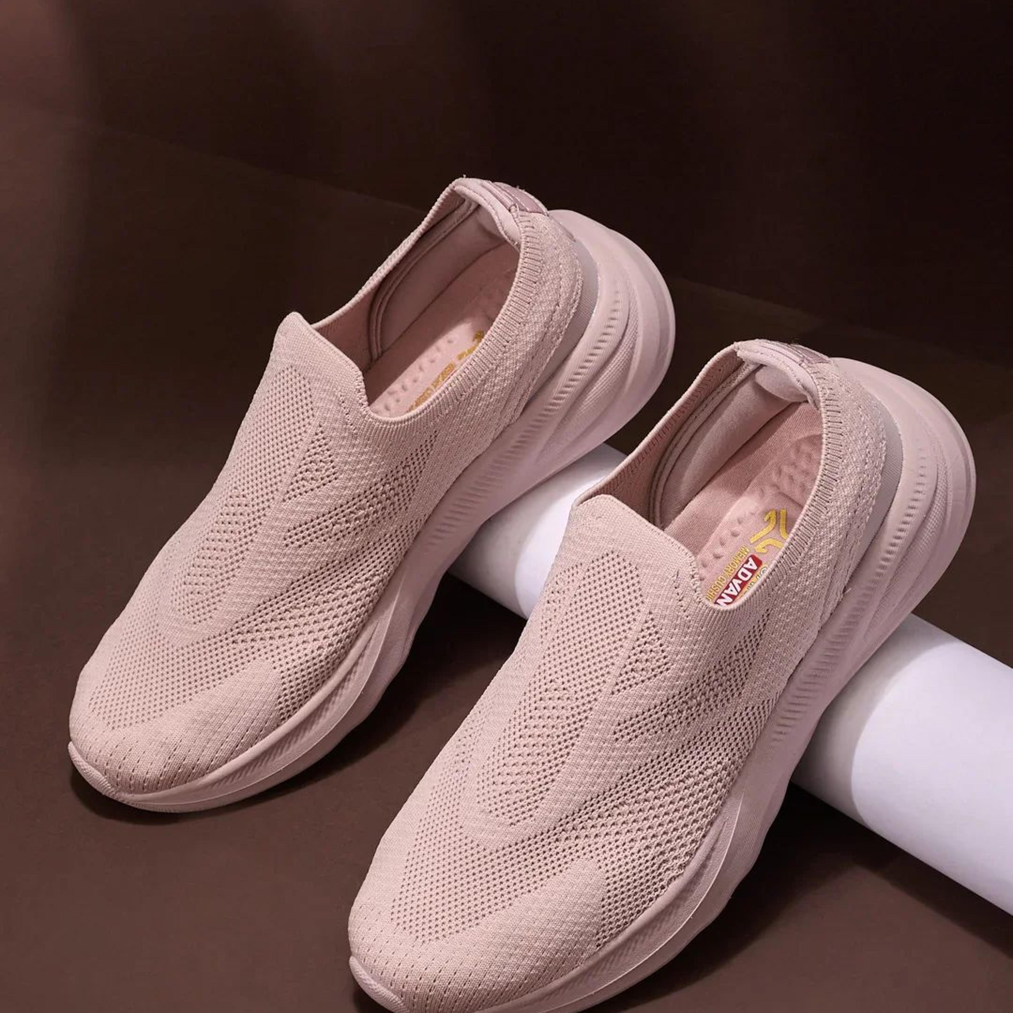 FABY Mauve Women's Walking Shoes