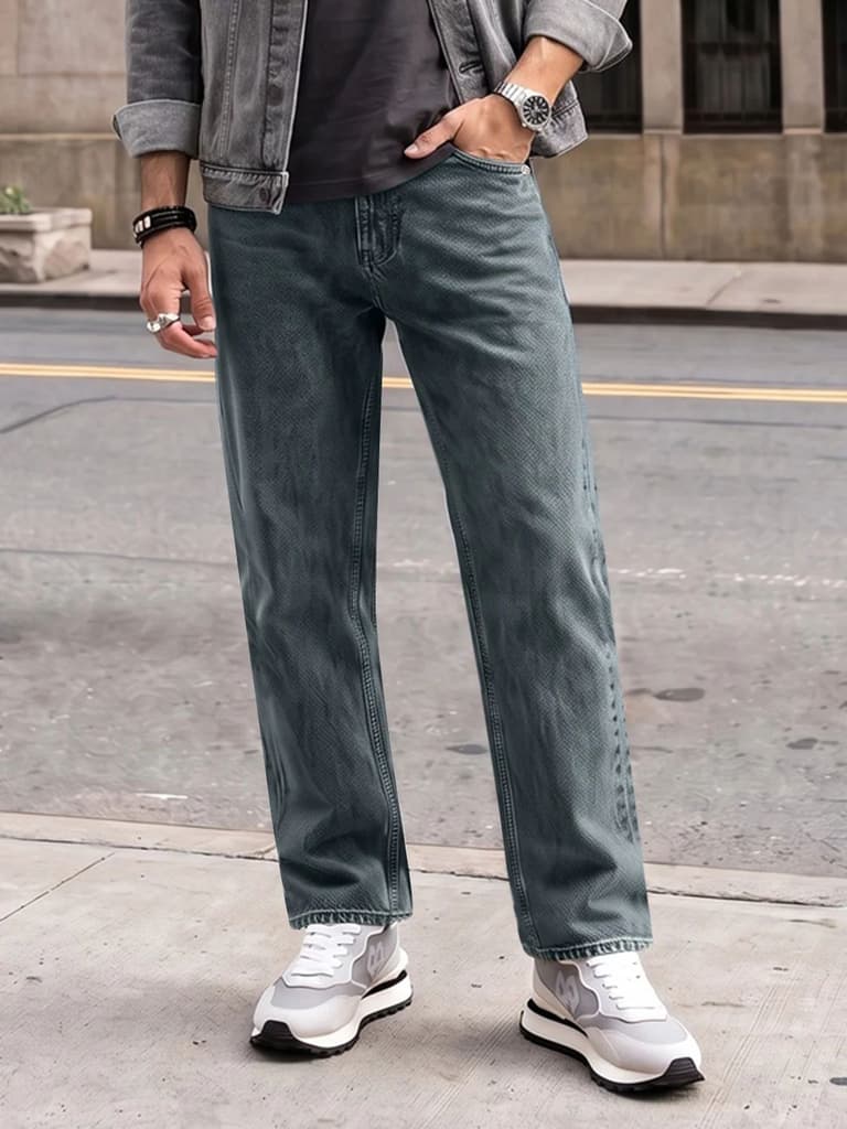 Men's Light Blue Relaxed Fit Washed Denim Jeans Non-Stretchable — 28 / Light Blue