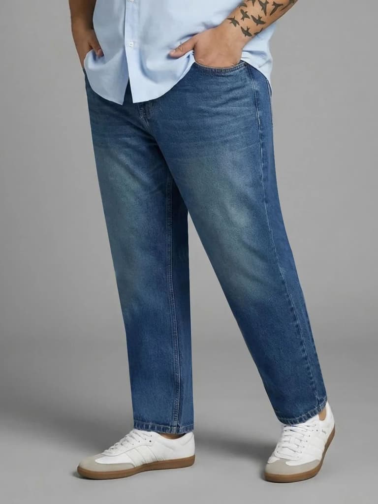 Plus Men's Light Blue Relaxed Fit Washed Denim Jeans Non-Stretchable — photo 2