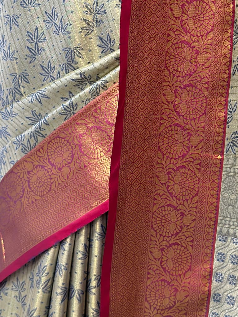 MIMOSA Women's Woven Design Kanjivaram Style Art Silk Saree with Blouse Piece - Navy Blue (SA00002477NVFREE) — photo 6