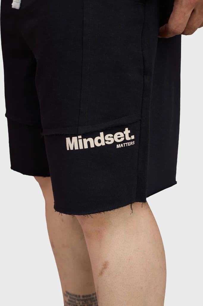 Raw Edge Oversized Shorts Black — photo 5