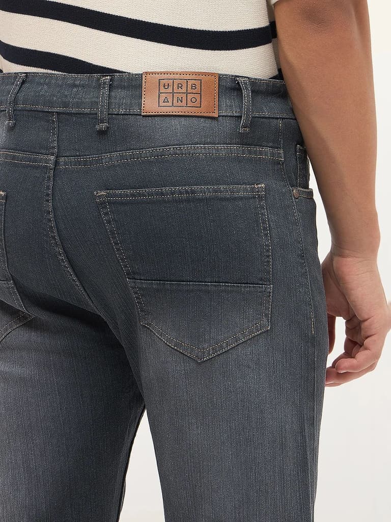 Men's Dark Grey Straight Fit Washed Denim Jeans Stretchable — photo 7