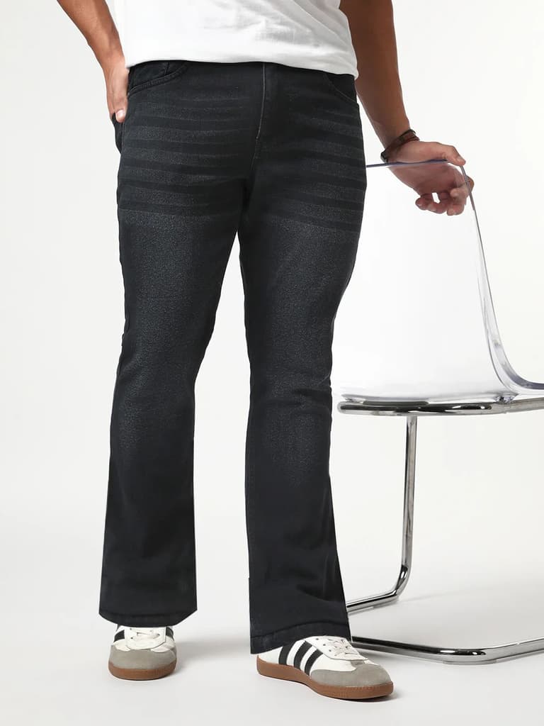 Men's Black Bootcut Fit Mid Rise Heavy Washed Jeans Stretchable — photo 2
