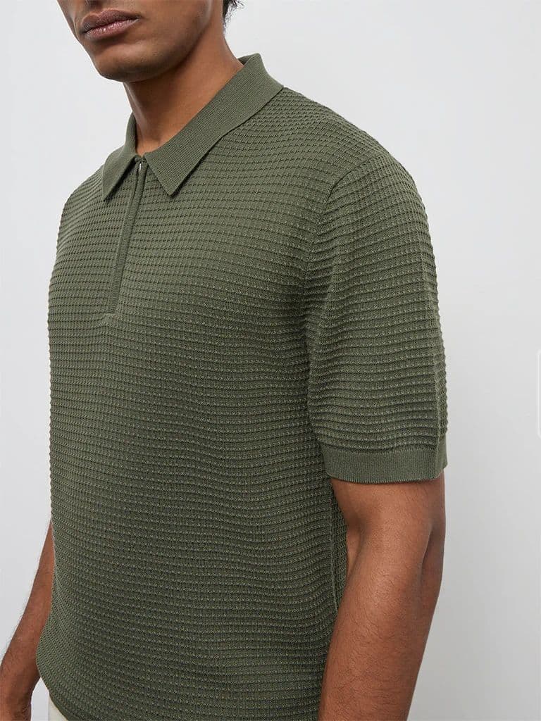 Ascot Olive Knit-Textured Relaxed-Fit Cotton T-Shirt — photo 4