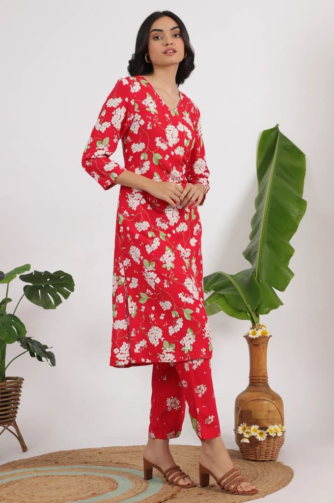 Red Floral Printed Beaded Rayon Straight Kurta and Pants Co-ord Set — photo 7