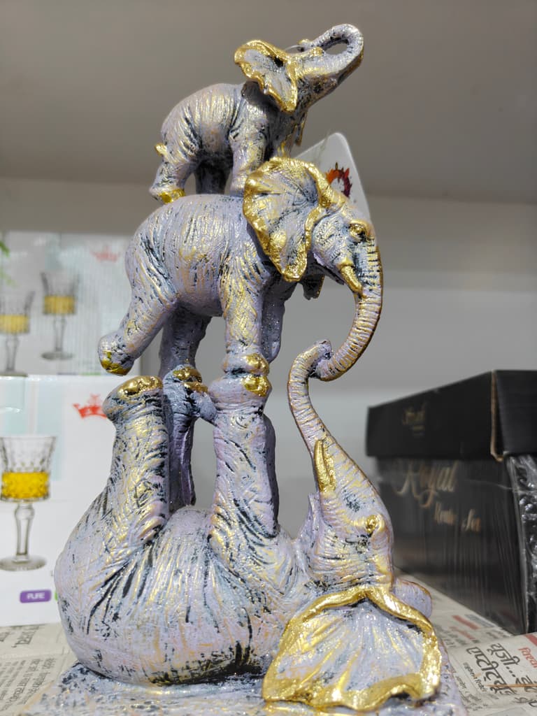 Elephant Figurine | Statue | Porcelain | Gold