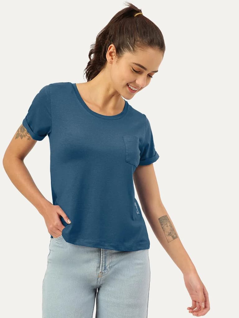 Men's T-Shirt & Women's Shirt — photo 3