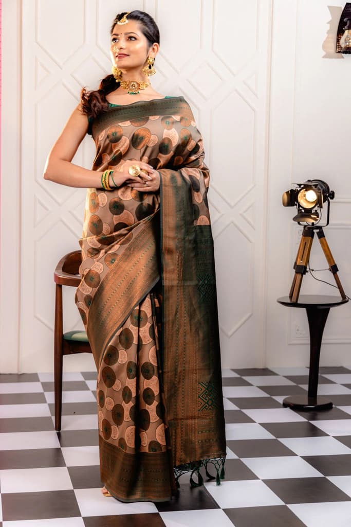 Mimosa Women's Woven Design Kanjivaram Style Art Silk Saree With Blouse Piece : SA00001789PCFREE — Peach