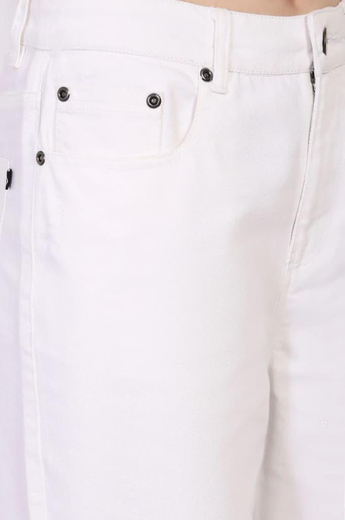 White Solid Flared Cotton Pant — photo 6