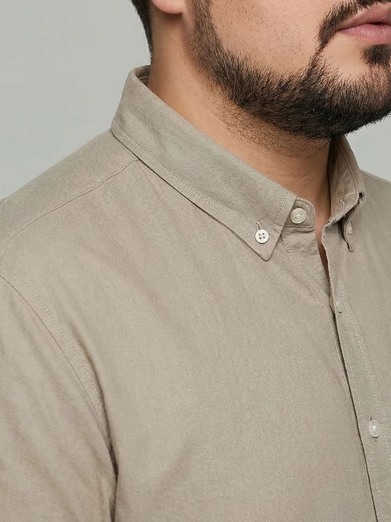 Plus Men's Khaki Cotton Full Sleeve Regular Fit Solid Oxford Shirt With Button-Down Collar — photo 5