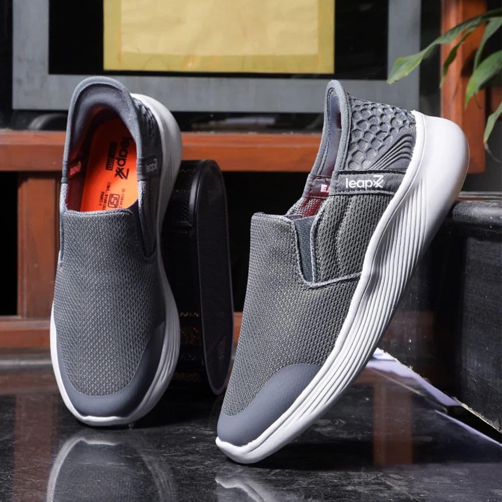 Leap7x Dark Grey Sports Non Lacing Walking Shoes For Men EZZAR-1 By Liberty — photo 4