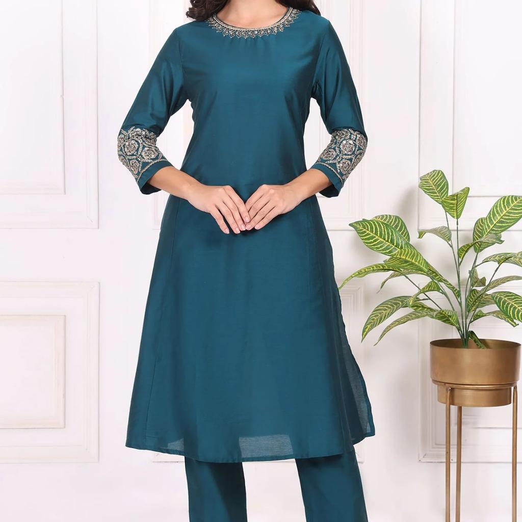 Teal Solid Metallic Embroidered Straight Kurta