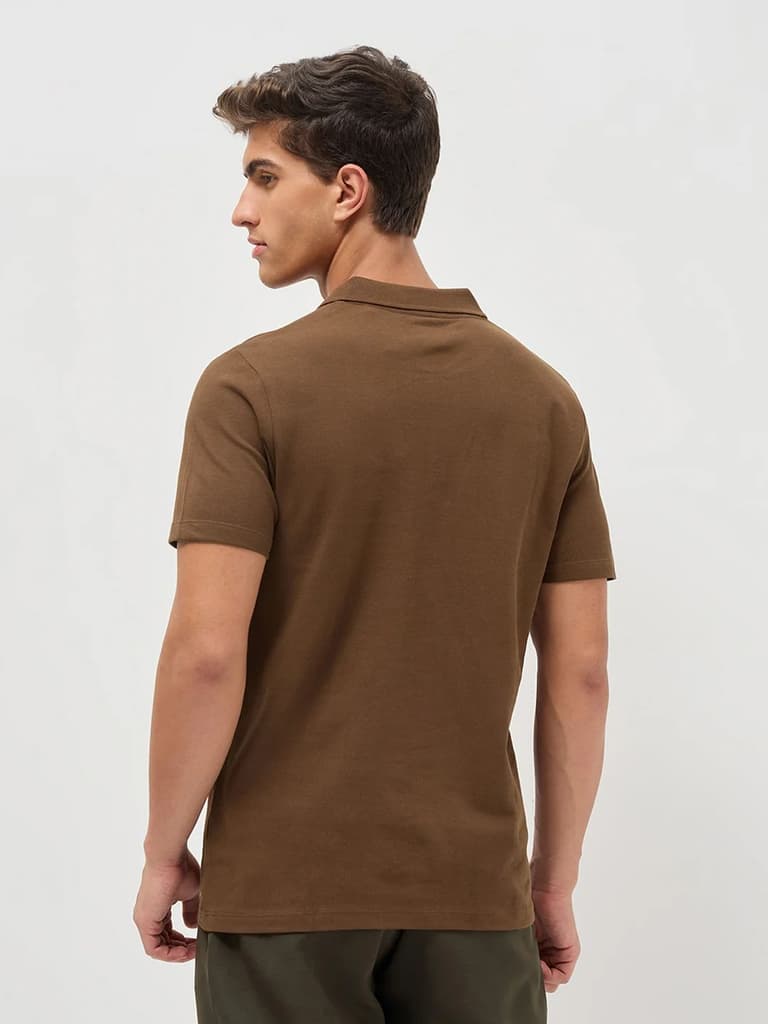 Men's Dark Brown Solid Regular Fit Half Sleeve Cotton Polo T-Shirt — photo 3