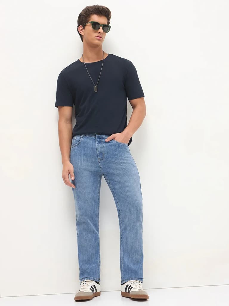 Men's Light Blue Straight Fit Washed Denim Jeans Stretchable — photo 5