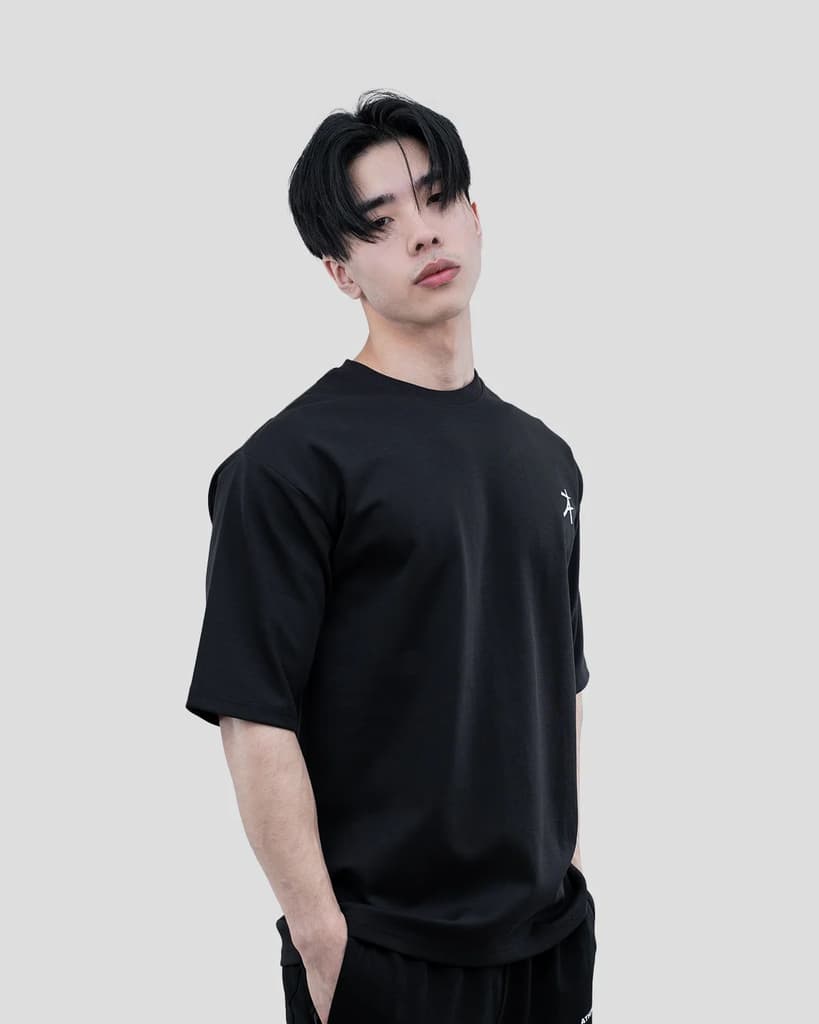 Unchained Oversize T-shirt — photo 7