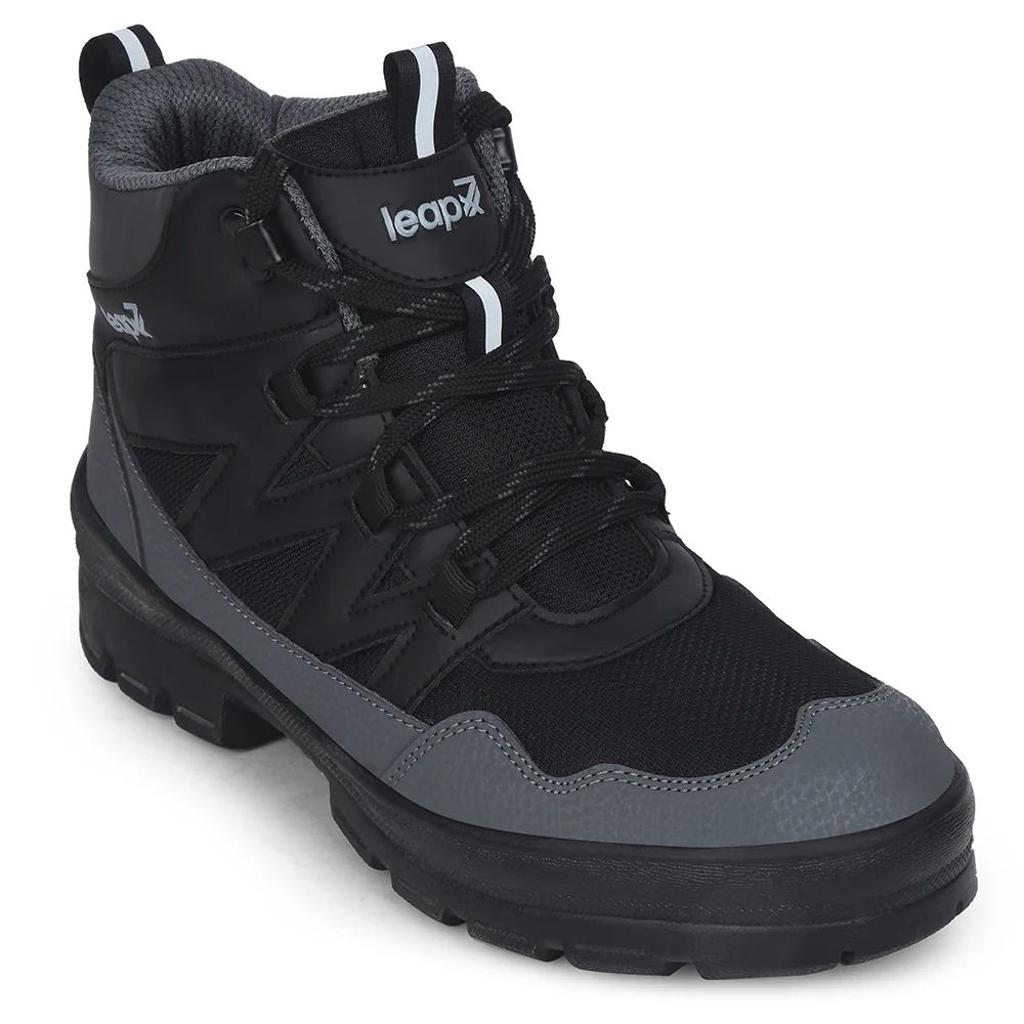 Leap7x Black Sports Lace-Up Trekking Shoes For Men DRAWNER-1E By Liberty