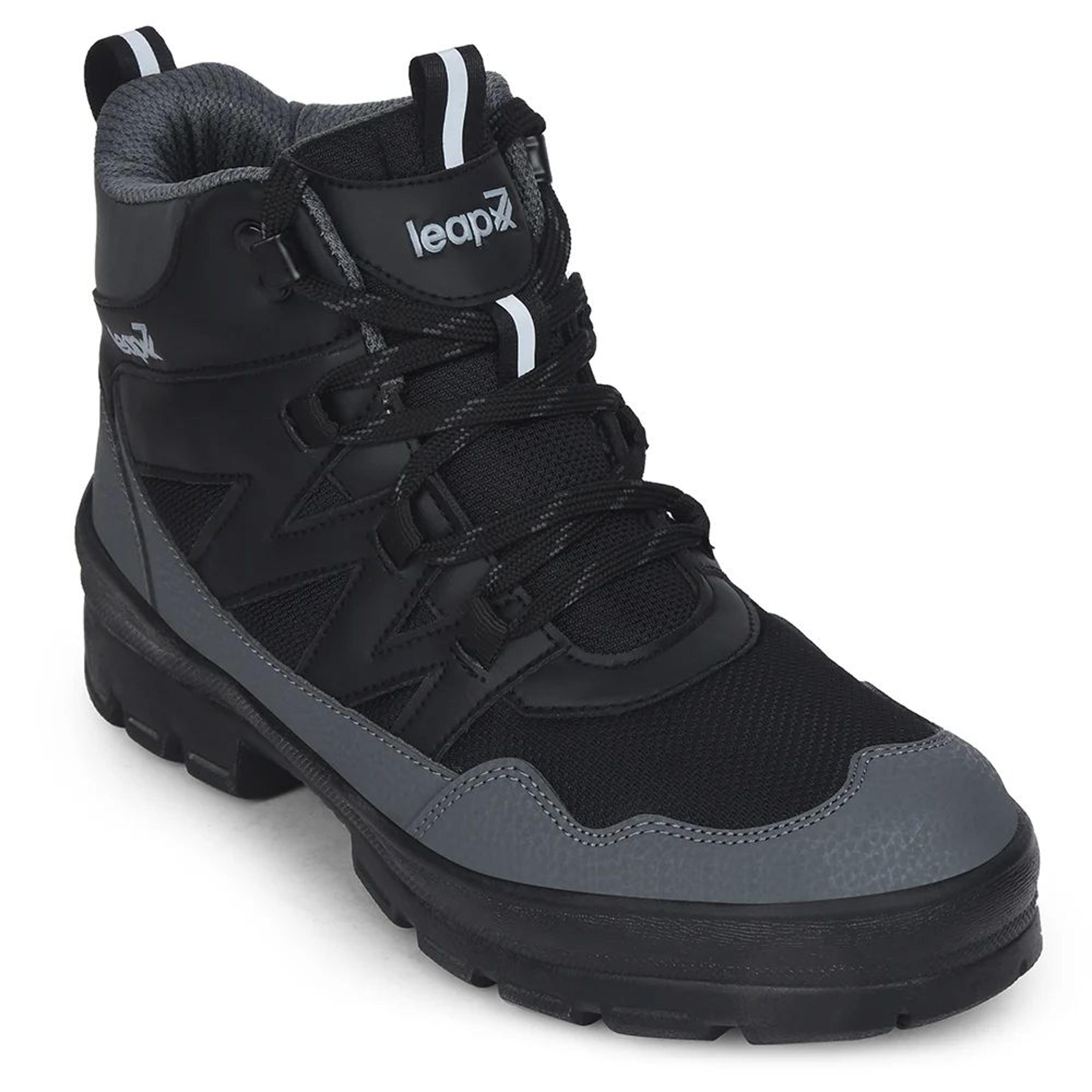 Leap7x Black Sports Lace-Up Trekking Shoes For Men DRAWNER-1E By Liberty