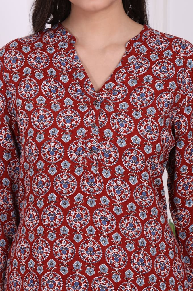 Red Floral Printed Rayon Straight Kurta — photo 3