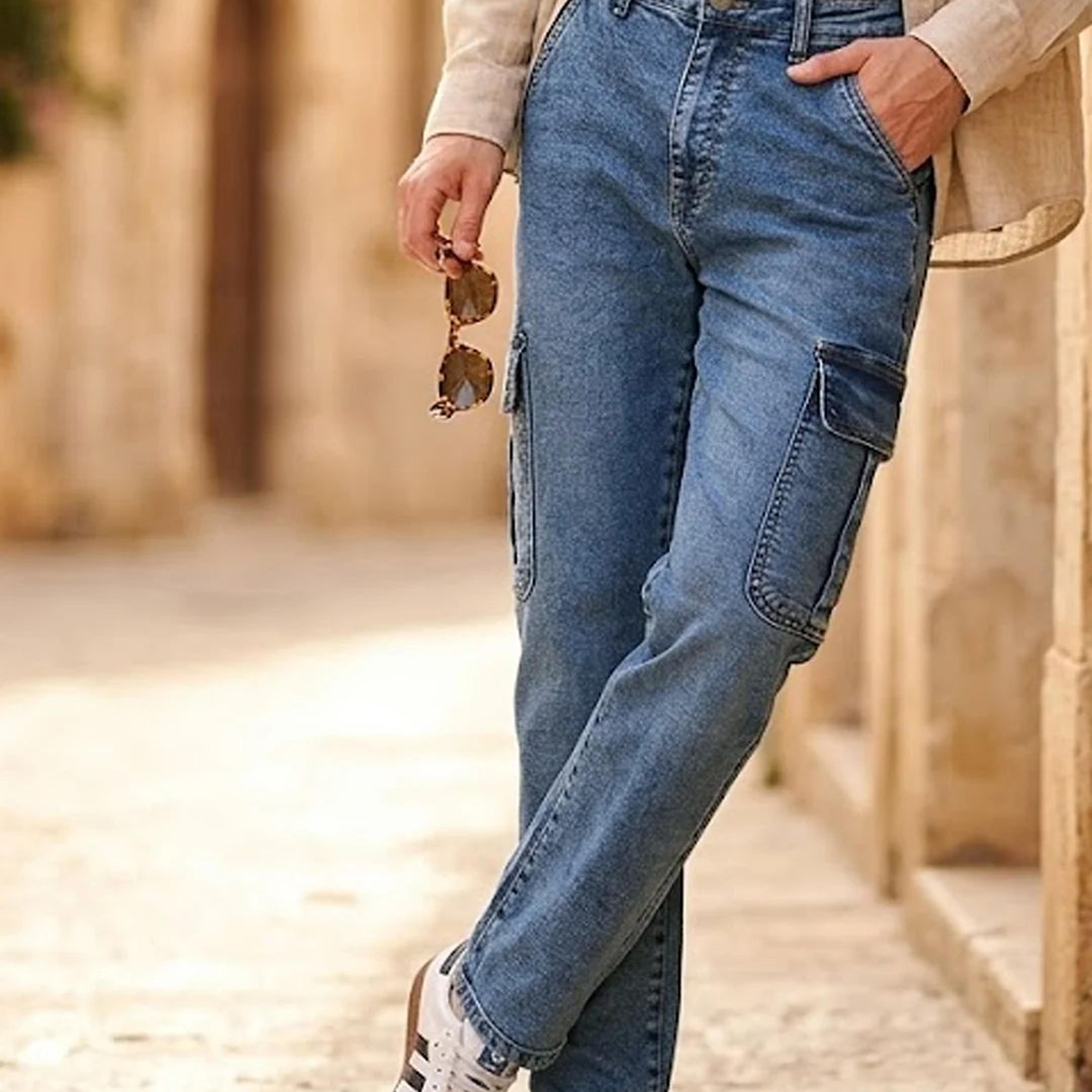 Men's Light Blue Regular Fit Washed Cargo Jeans With 6 Pockets Stretchable