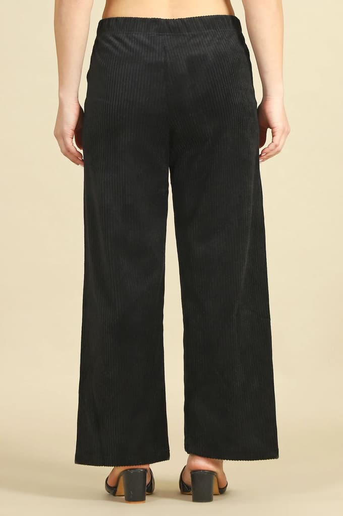 Black Solid Straight Fit Cotton Pants With Slip On Closure — photo 5