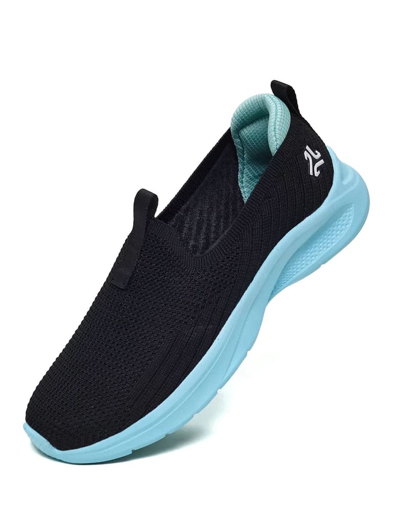 PLUZZ Black Women's Walking Shoes — photo 3