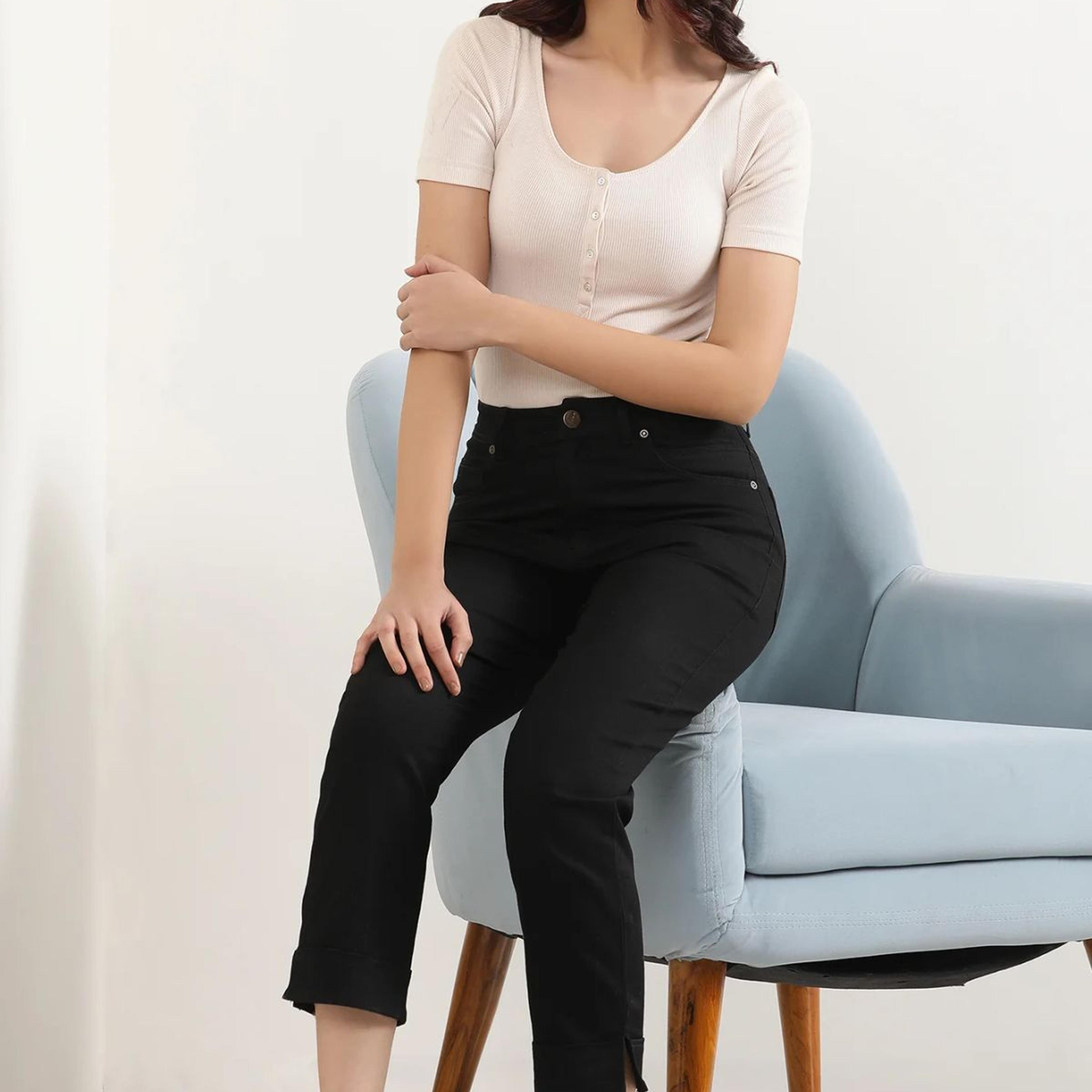 Black Solid Straight Fit Denim Pants With Side Slit