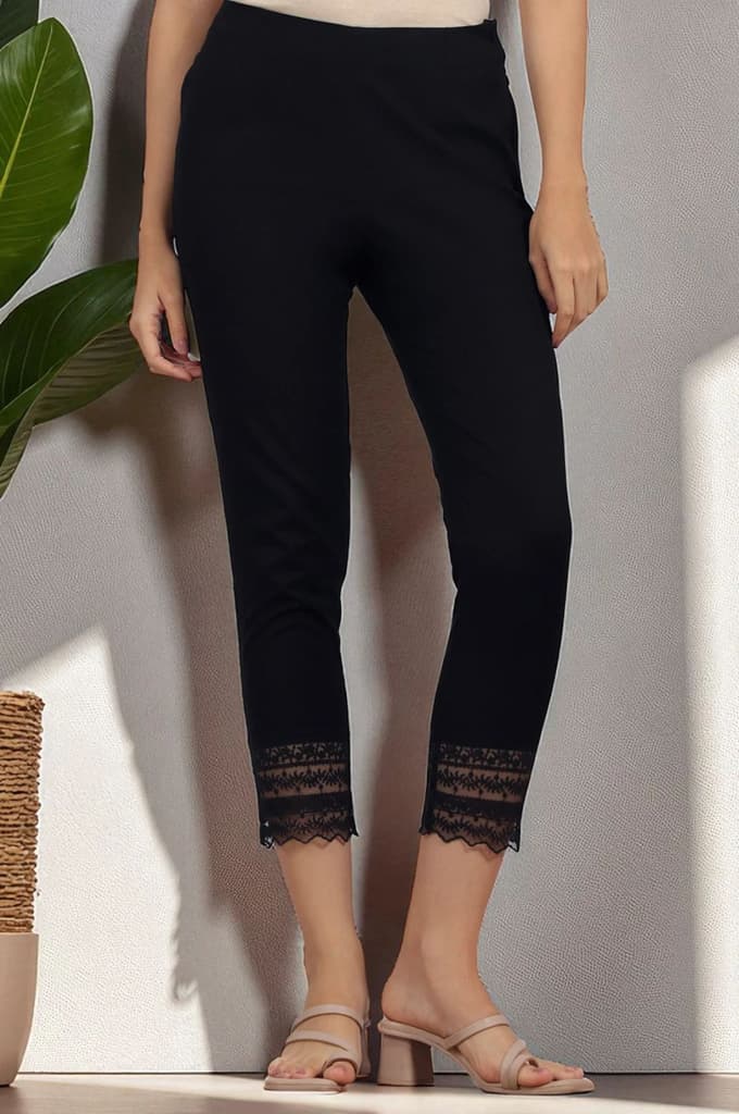 Black Solid Cotton Flax Slim Pants with Lace