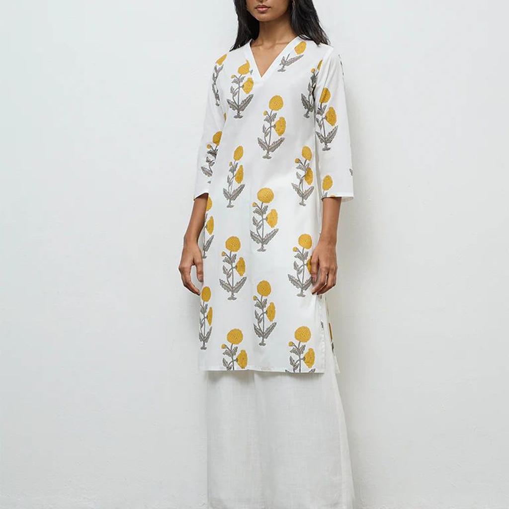 Utsa White Floral Pattern Cotton Straight Kurta