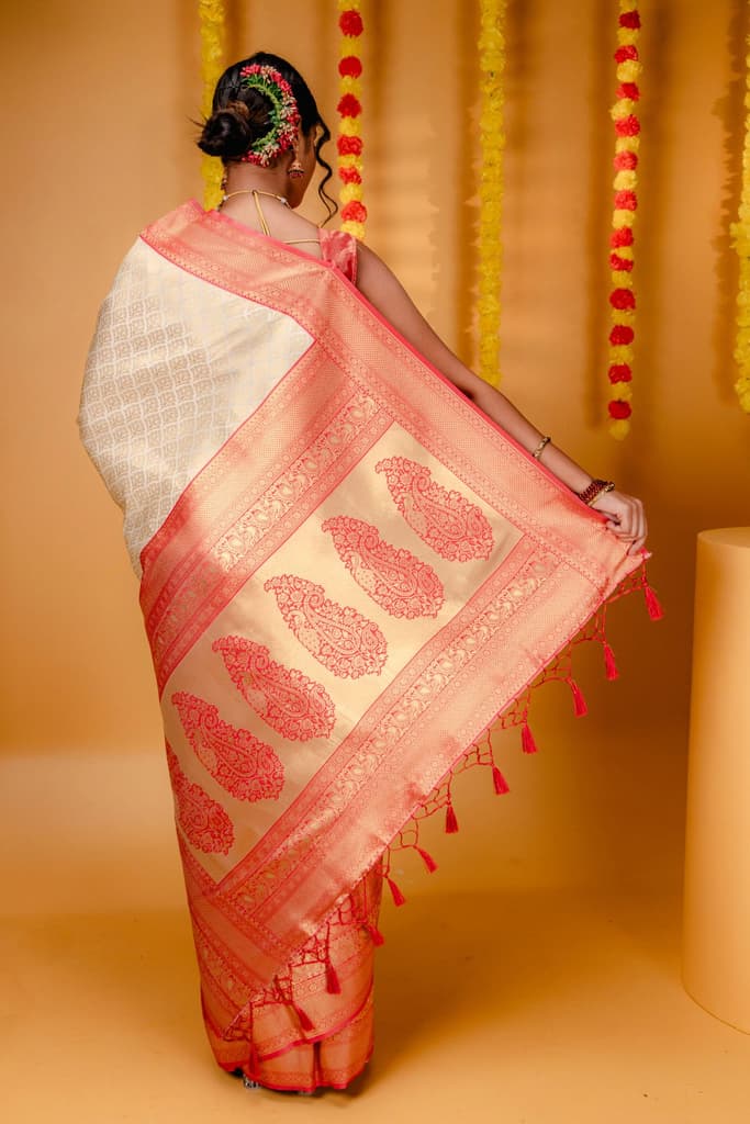 Mimosa Women's Woven Design Kanjivaram Style Art Silk Saree With Blouse Piece : SA00001609HWFREE — photo 5