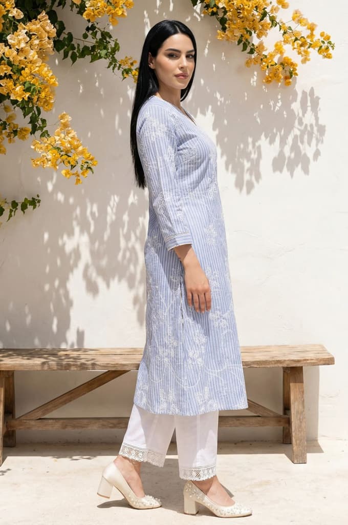 Blue Thread Embroidered Pure Cotton Straight Kurta — photo 5
