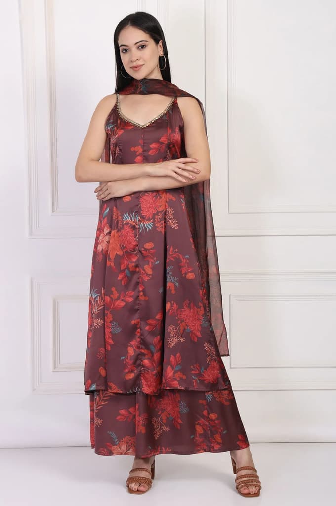 Maroon Floral Printed Sequined A-Line Satin Kurta with Flared Pant and Dupatta Set — photo 2