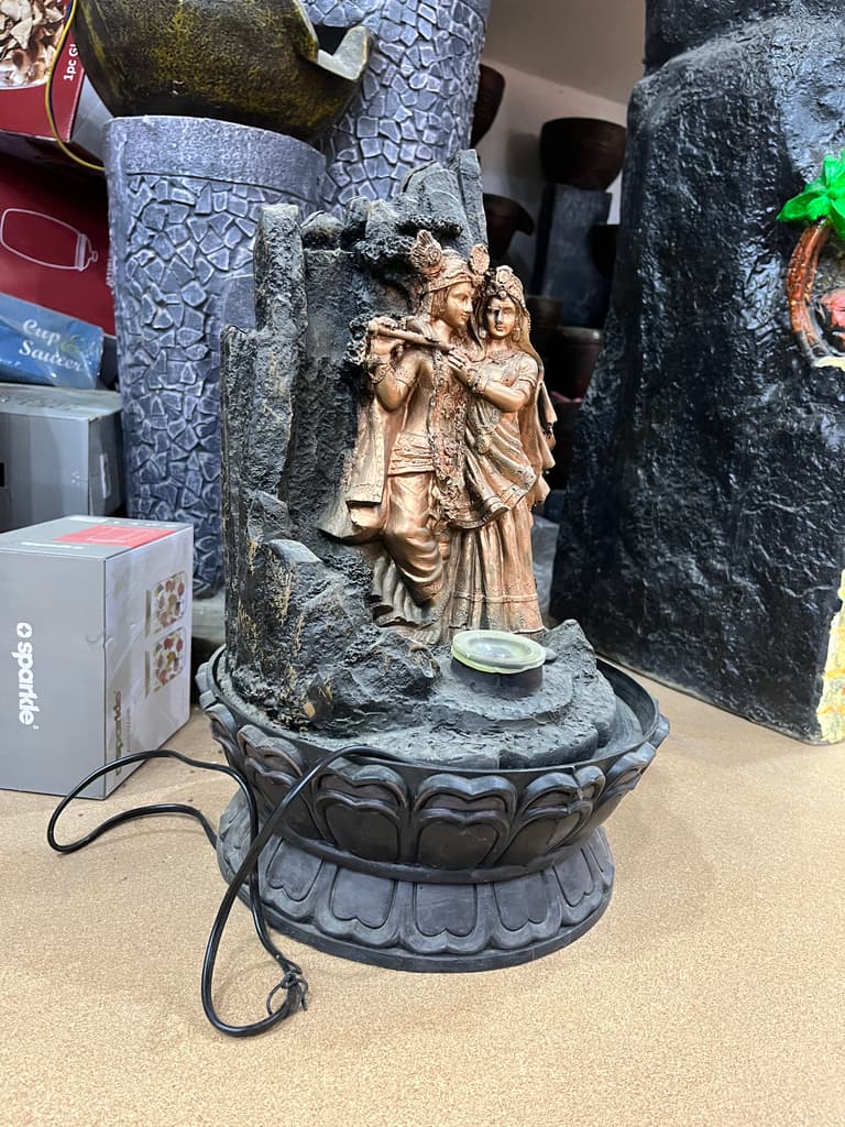 Bronze Statue of a Woman | Sculpture | Bronze | Brown